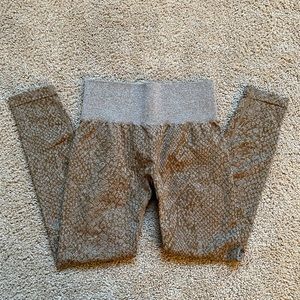 NVGTN Mocha Snakeskin Seamless Leggings